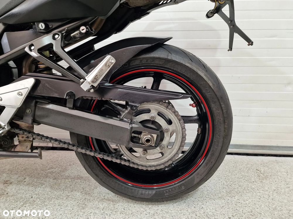 Yamaha FZ - 8