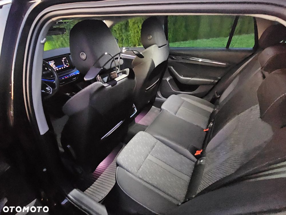 Skoda Octavia 1.5 TSI e-Tec Style DSG - 8