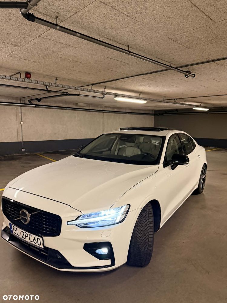 Volvo S60 B5 B R-Design - 10