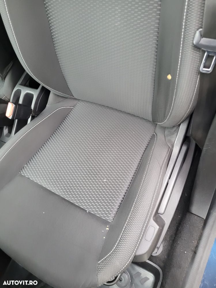 Dacia Duster 1.6 SCe Essential - 14