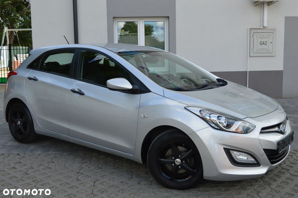 Hyundai i30 1.4 Trend - 10
