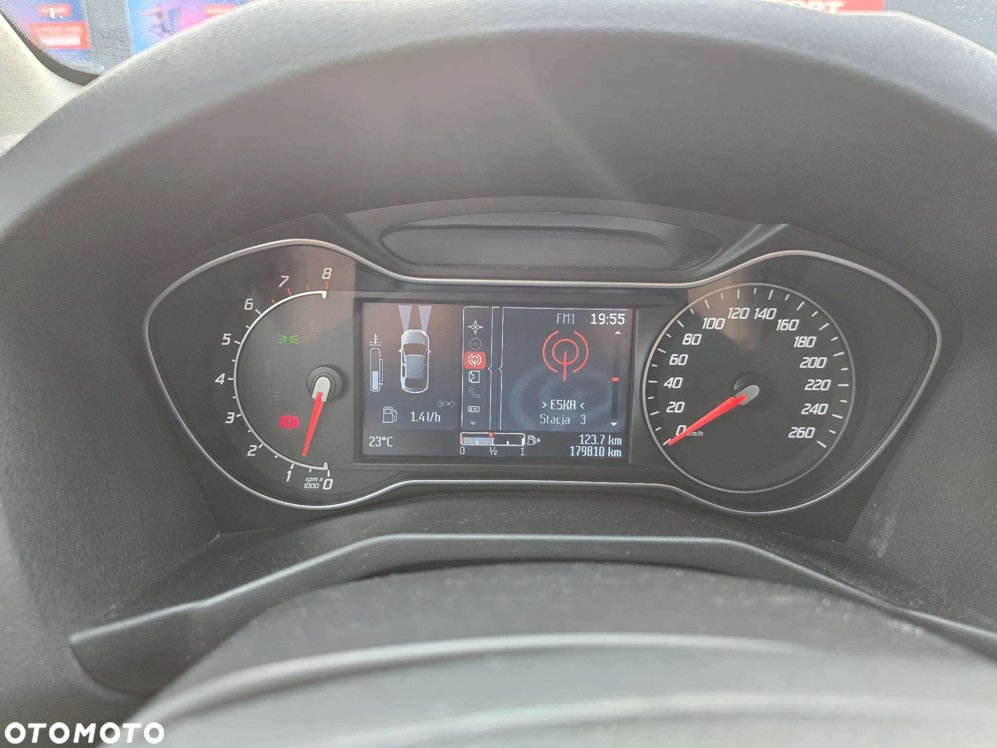 Ford Mondeo 1.6 Eco Boost Titanium - 24