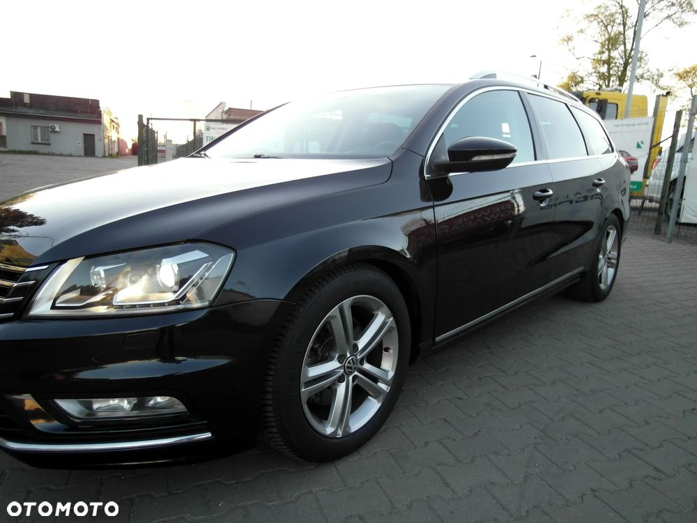 Volkswagen Passat 2.0 TDI 4Motion DSG BlueMotion Tech R-Line - 15