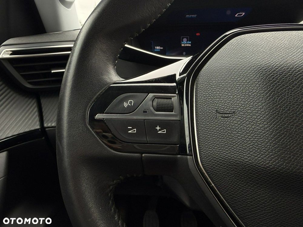 Peugeot 2008 1.5 BlueHDi Allure Pack S&S - 19