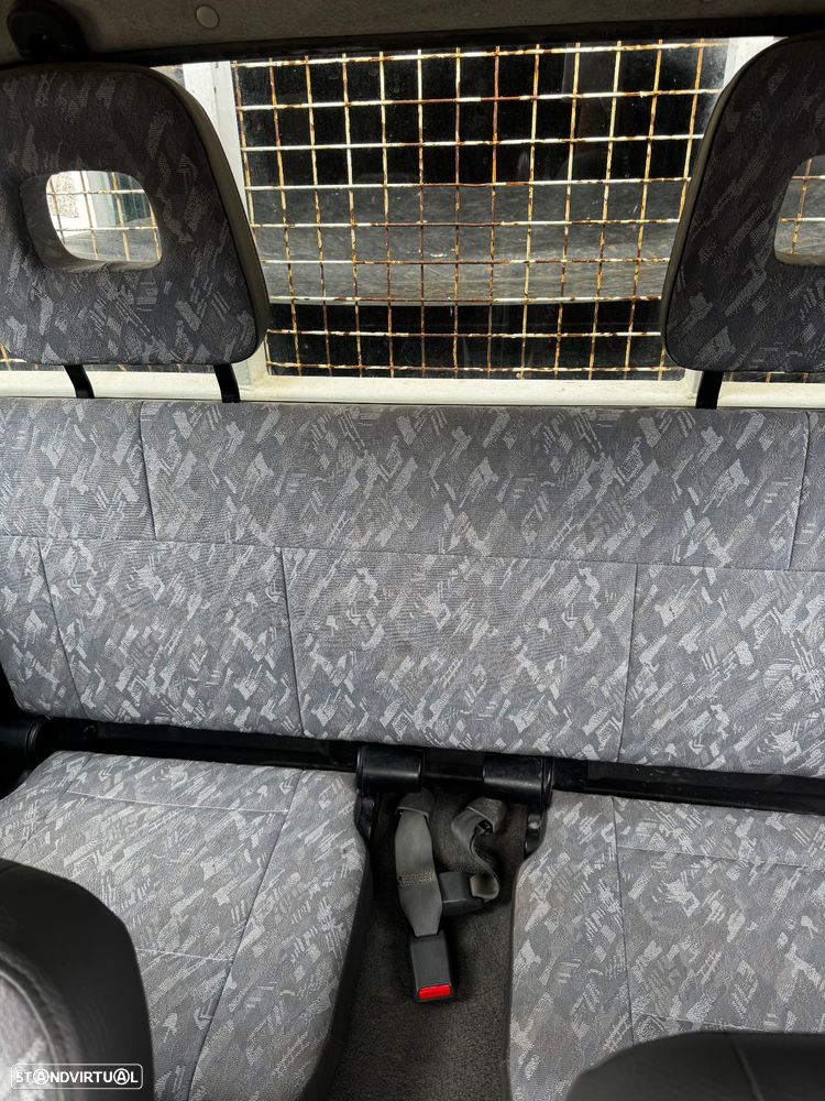 Mitsubishi L200 2.5 TD CD - 14