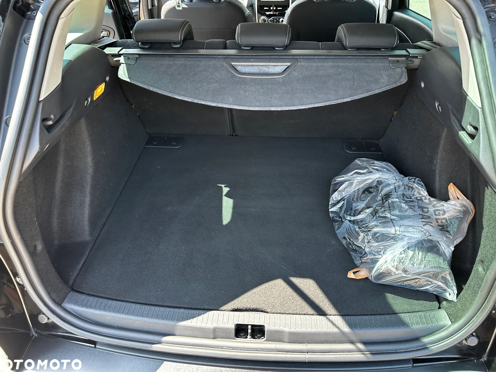 Renault Clio - 27