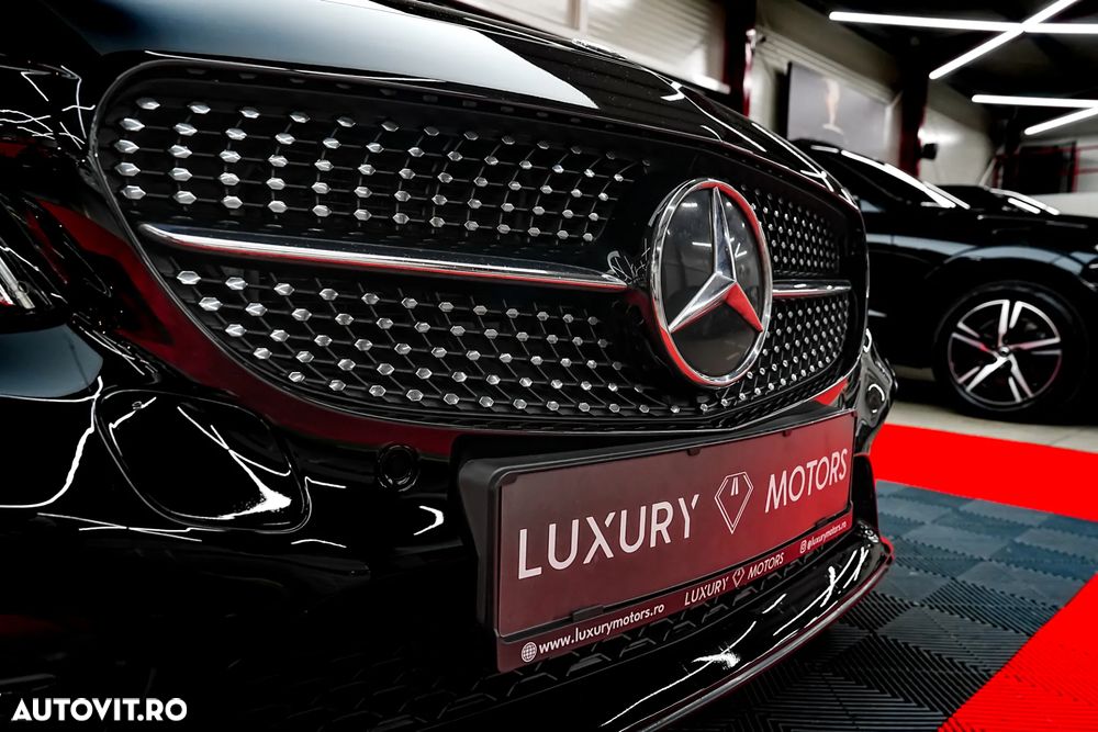 Mercedes-Benz C 300 e 9G-TRONIC Edition AMG Line - 24