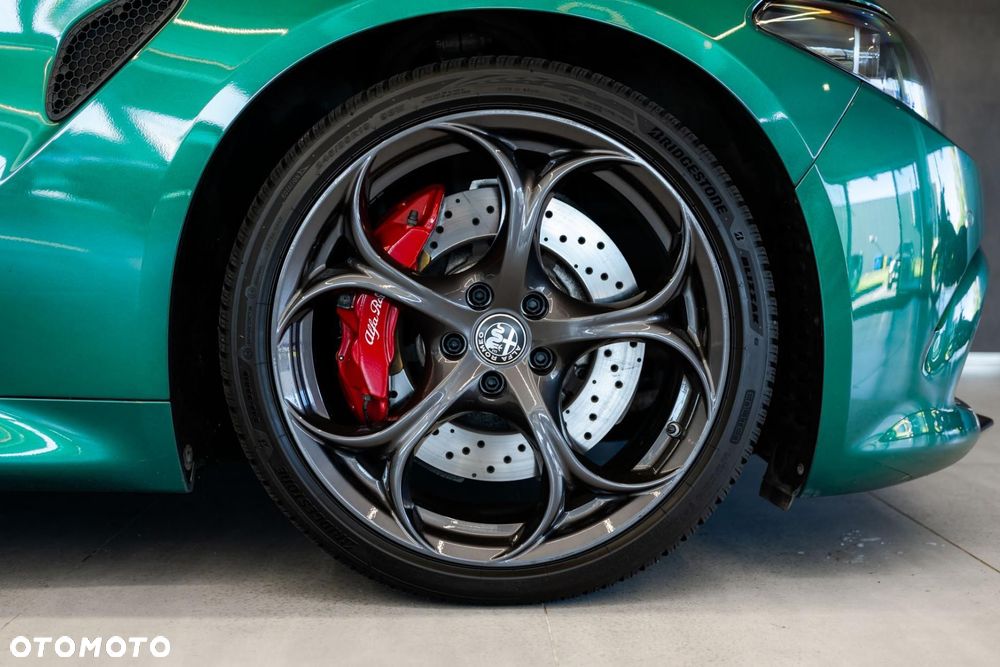 Alfa Romeo Giulia 2.9 Bi Turbo V6 Quadrifoglio - 37
