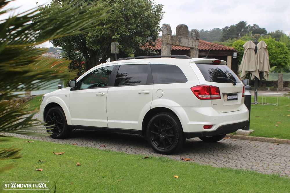 Fiat Freemont 2.0 Multijet 16V DPF Auto 4WD Lounge - 3