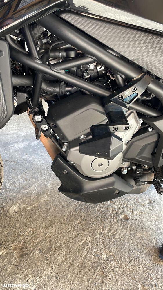 CF Moto 300NK ABS - 4