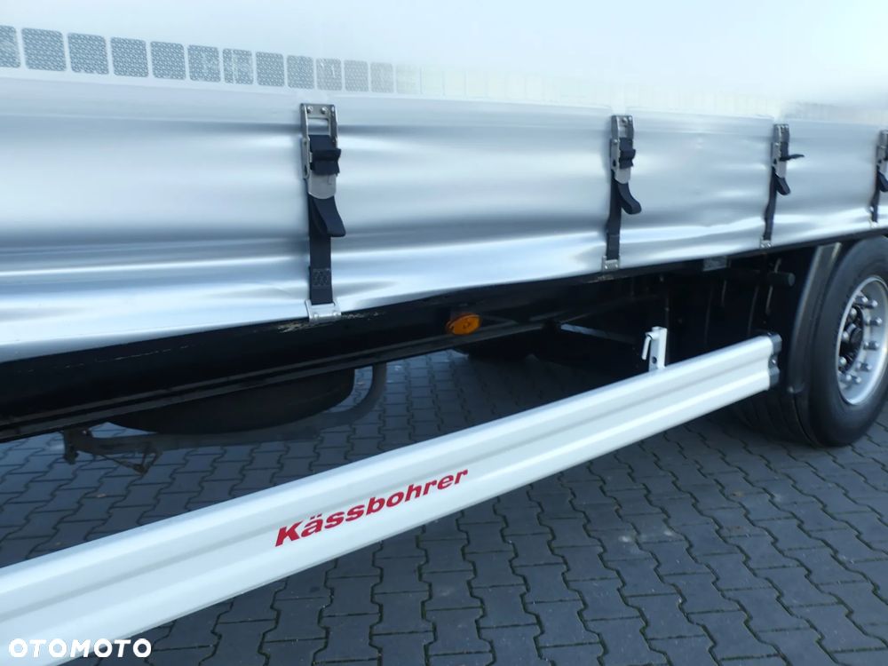 Kassbohrer MEGA / FIRANKA / OŚ PODNOSZONA / DACH PODNOSZONY / - 26