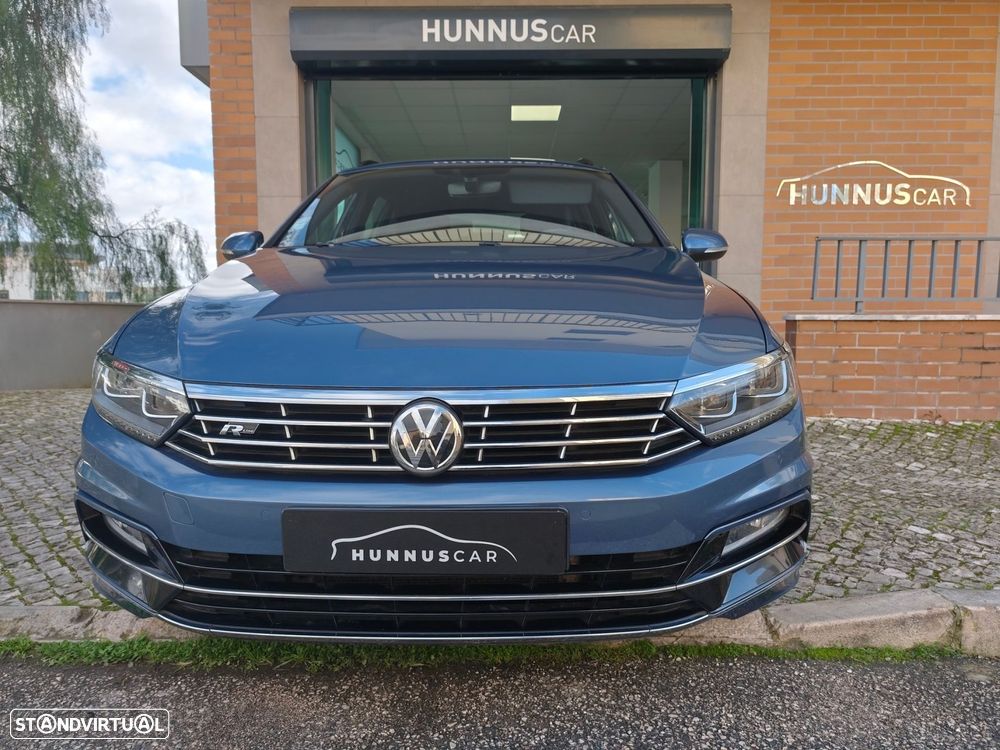 VW Passat Variant 2.0 TDi R-Line DSG - 2