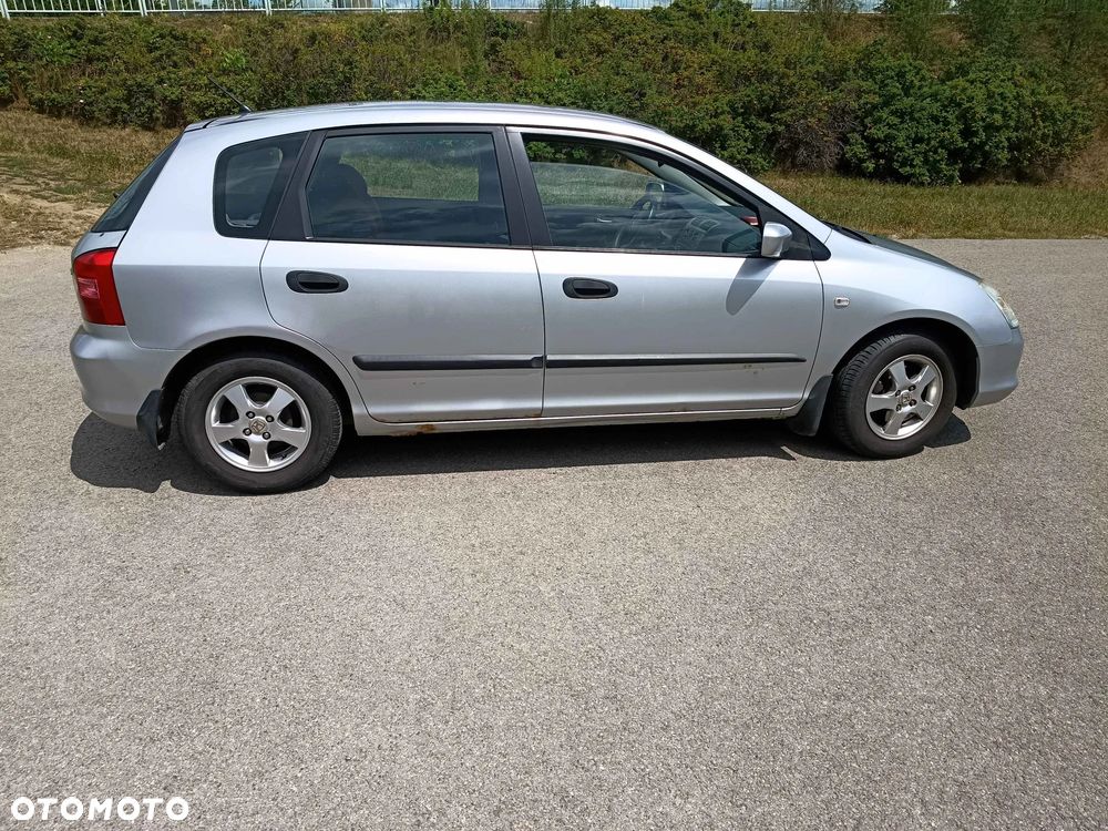 Honda Civic 1.4i S - 3