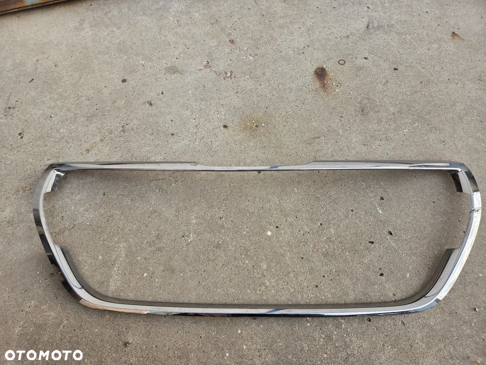 Grill ramka grilla atrapa Peugeot 208 I LIFT - 1