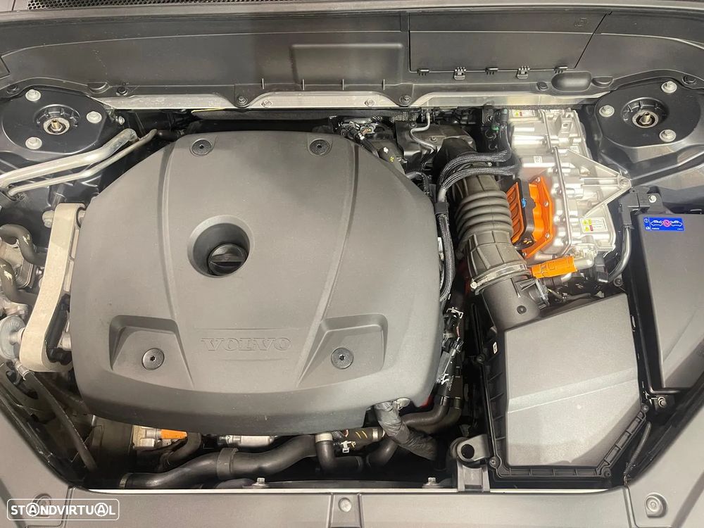 Volvo XC 90 2.0 T8 PHEV R-Design AWD - 37