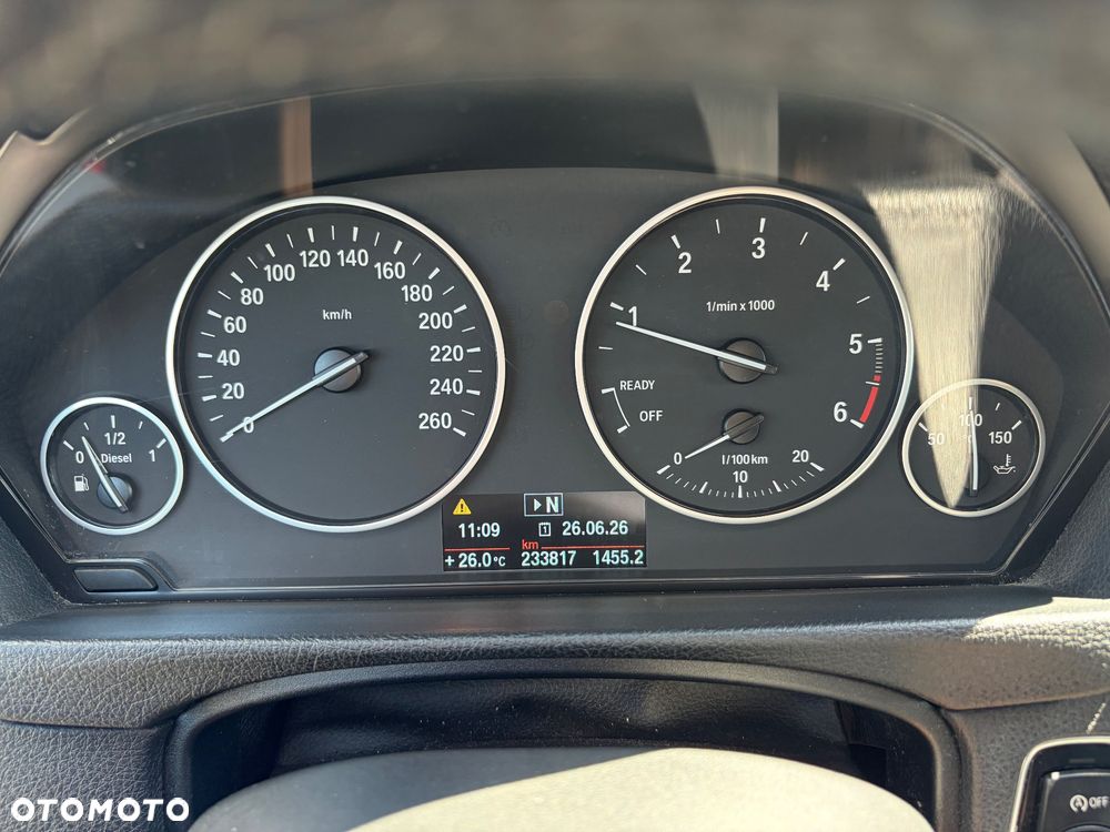 BMW Seria 3 318d Modern Line - 9
