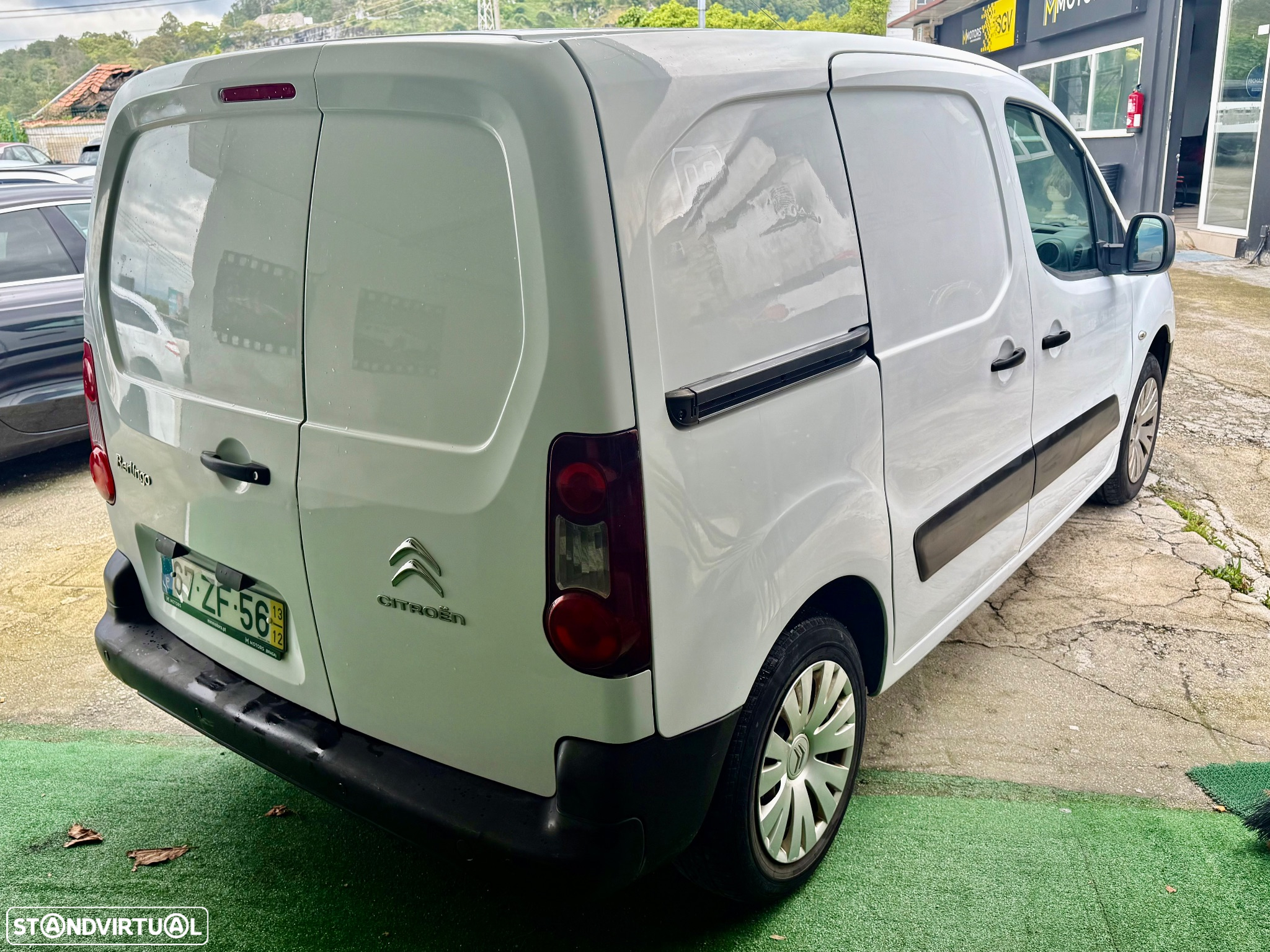 Citroën Berlingo 1.6 HDI 100 CV 3 LUGARES - 33