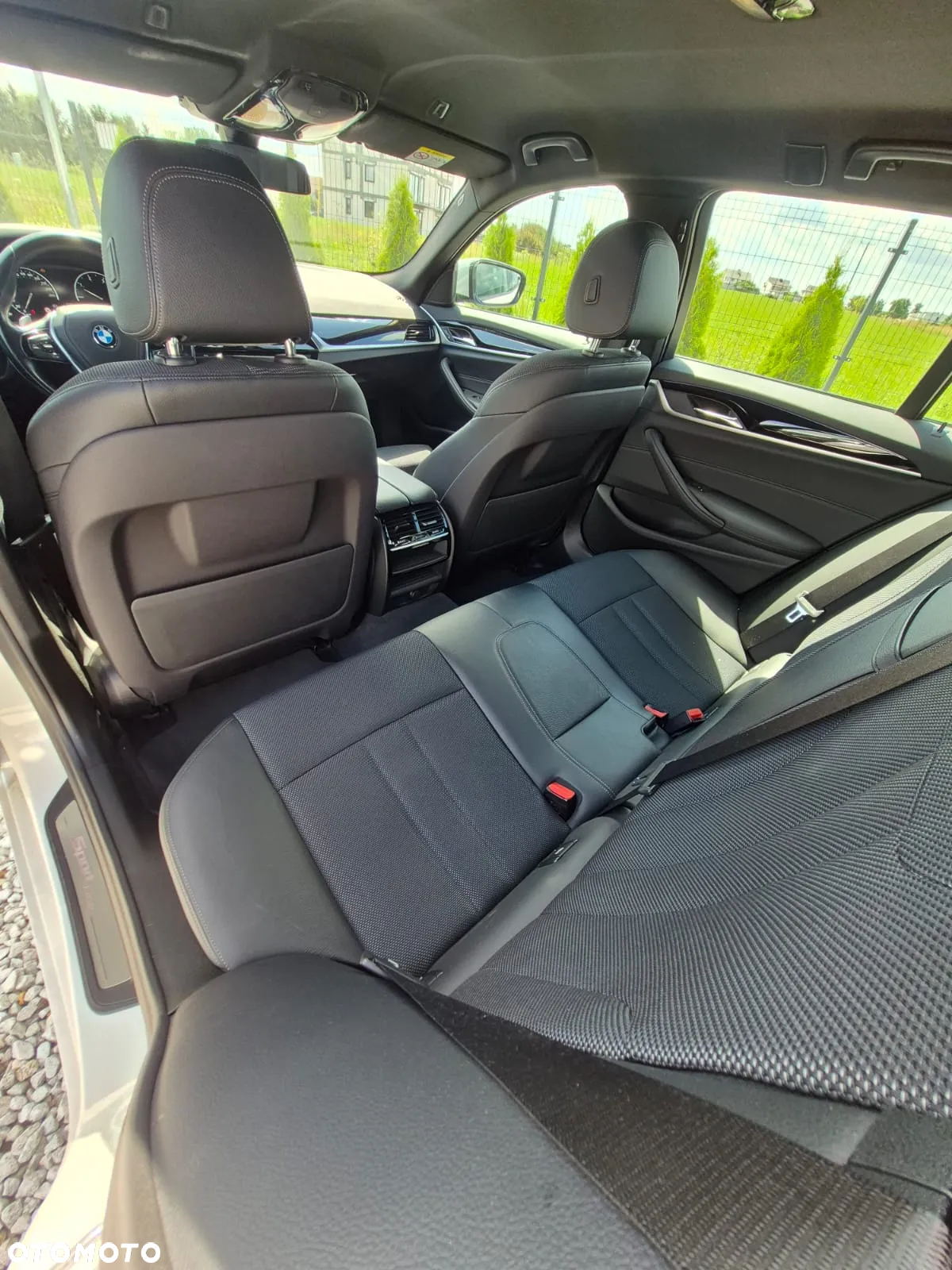 BMW Seria 5 520d Sport Line - 15