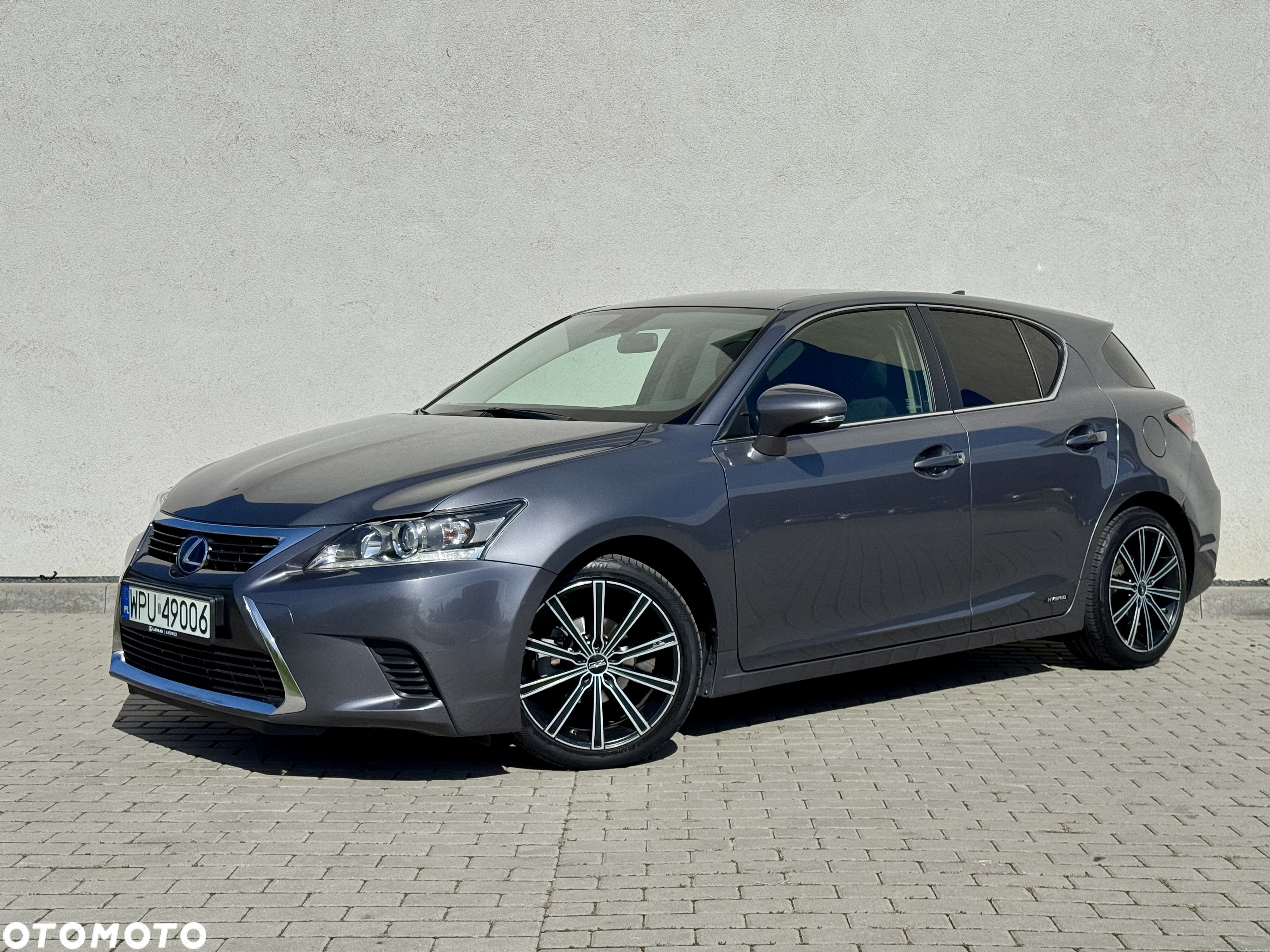 Lexus CT - 2