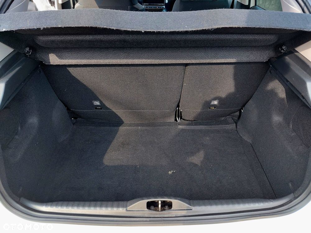 Citroën C3 1.2 PureTech Shine - 23