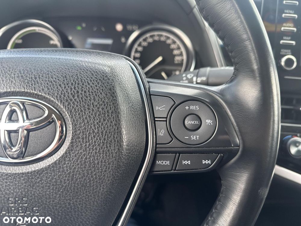 Toyota Camry 2.5 Hybrid Comfort CVT - 21