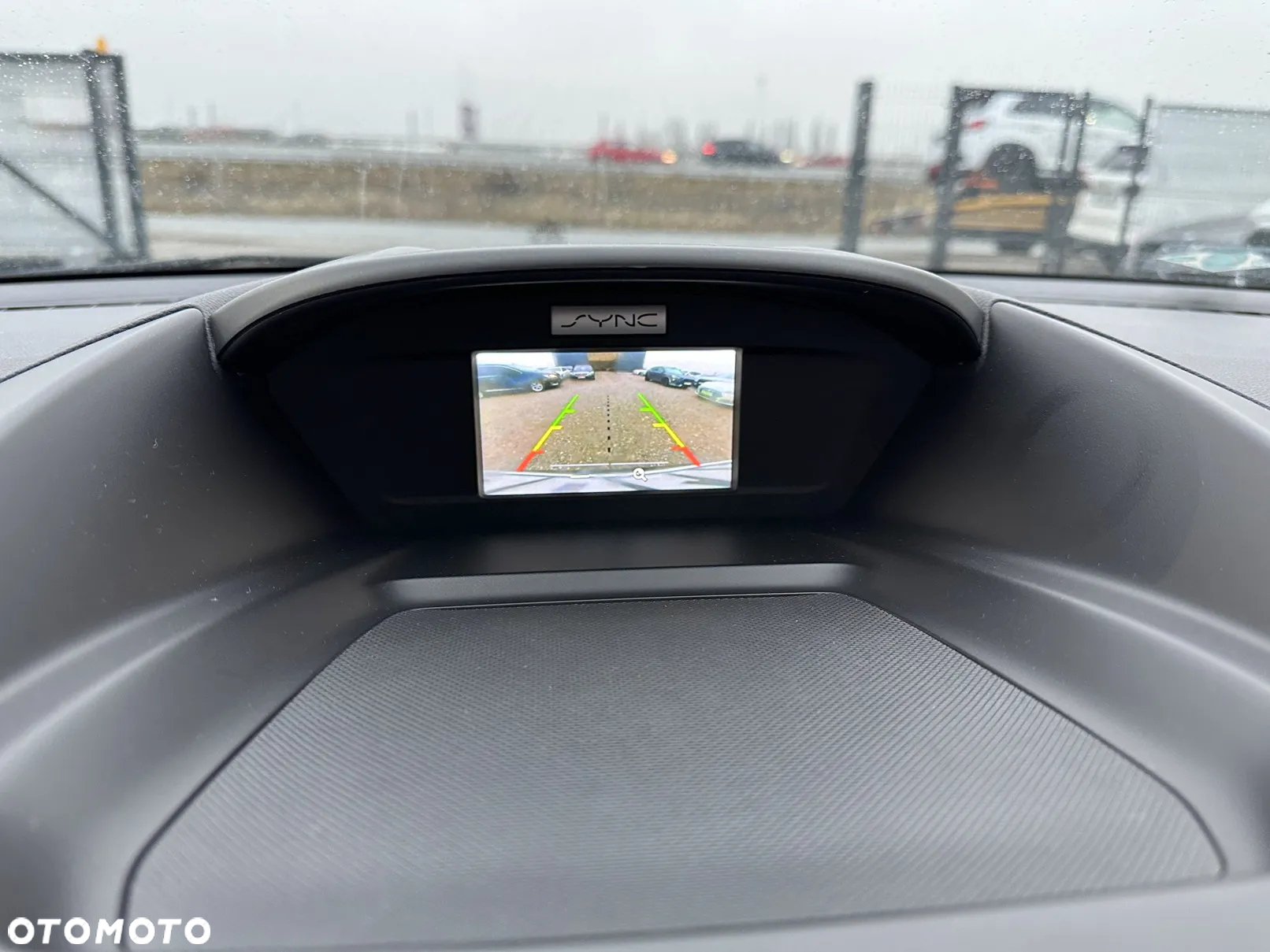 Ford Kuga - 6
