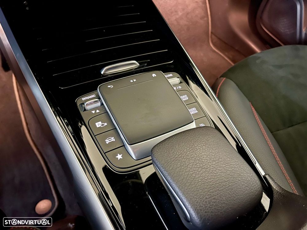 Mercedes-Benz GLB 180 d AMG Line - 28