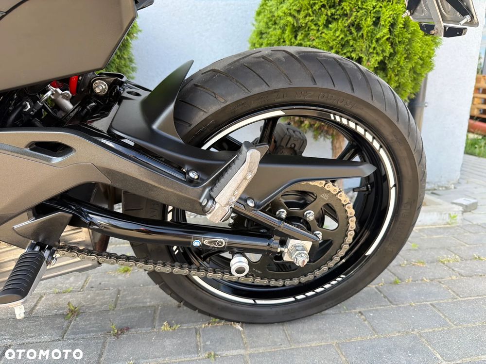 Kawasaki ER - 38