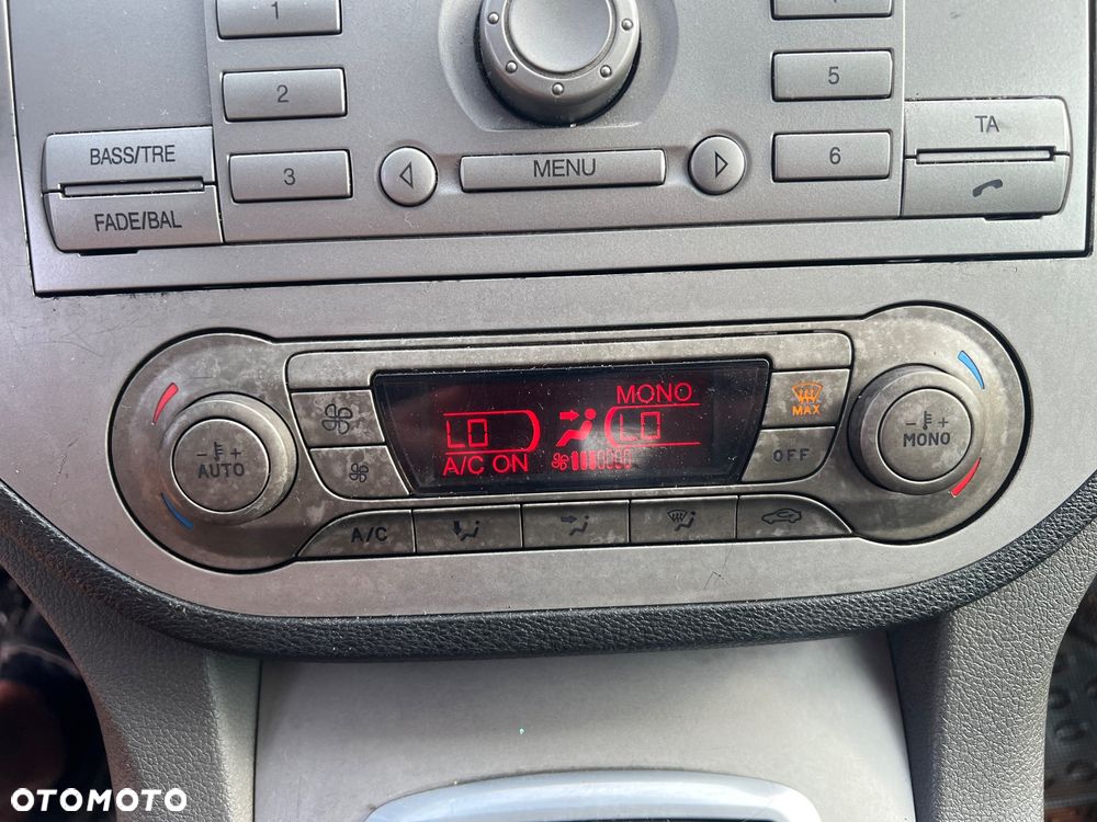 Ford Kuga 2.0 TDCi 2x4 Trend - 15