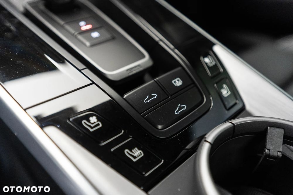 Porsche 911 Carrera 4S - 29