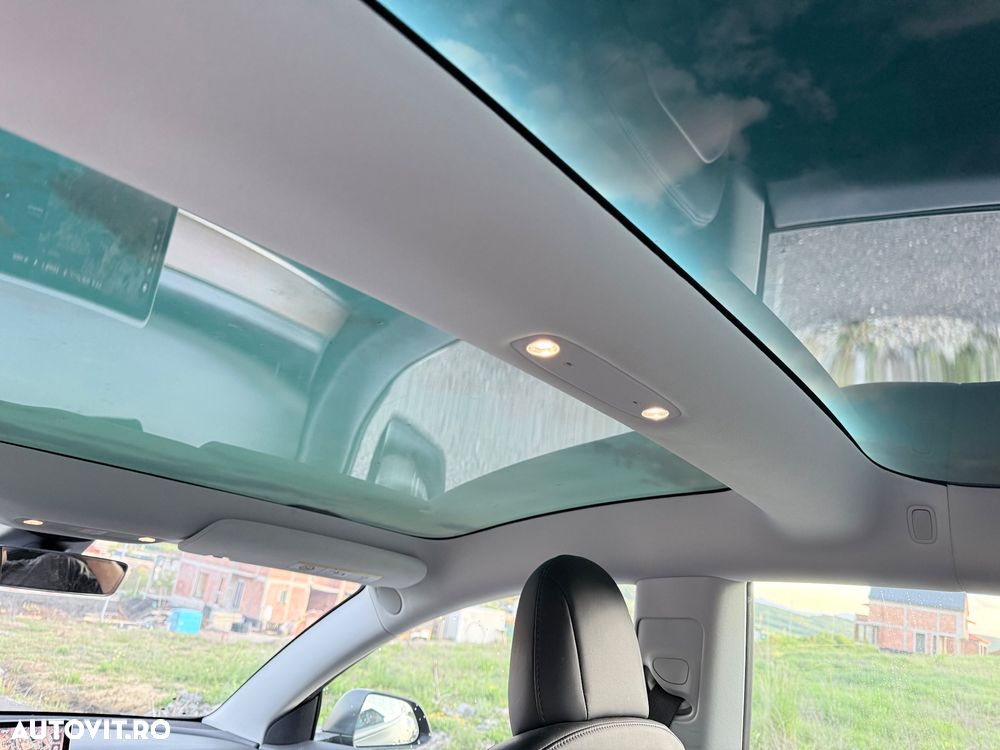 Tesla Model 3 Langstreckenbatterie Allradantrieb Dual Motor - 7