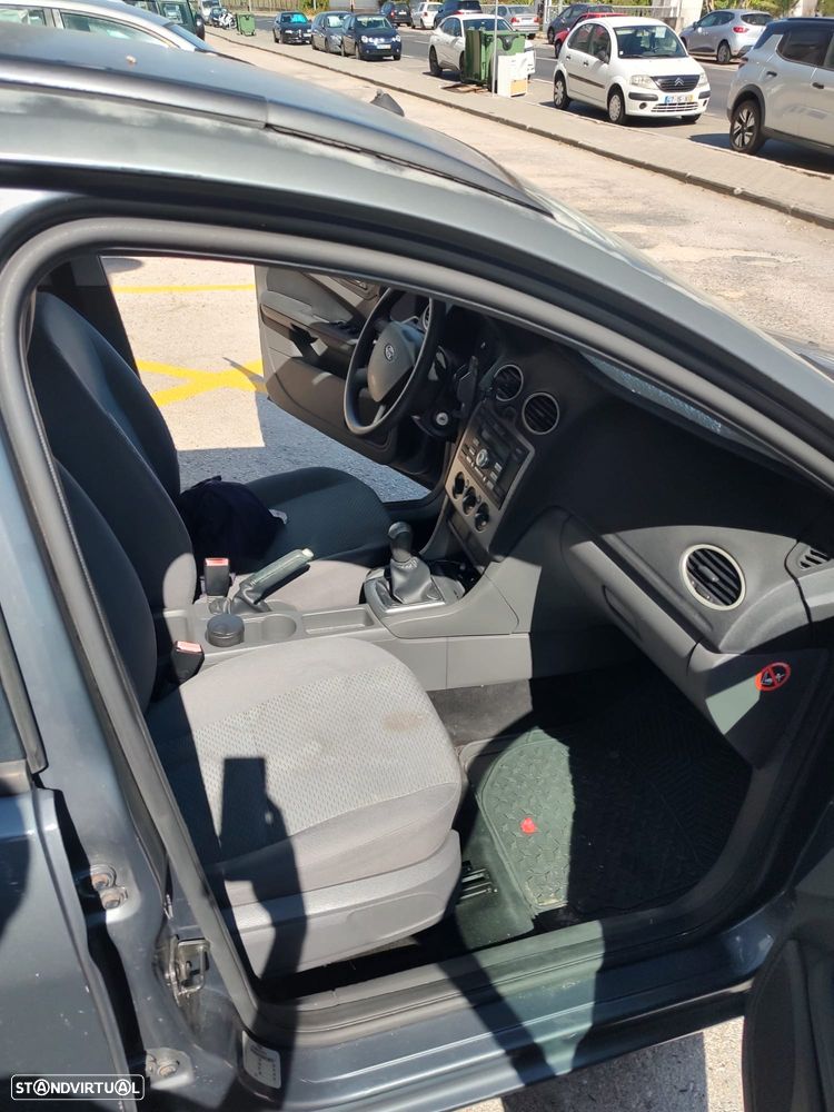 Ford Focus SW 1.4 Trend - 8