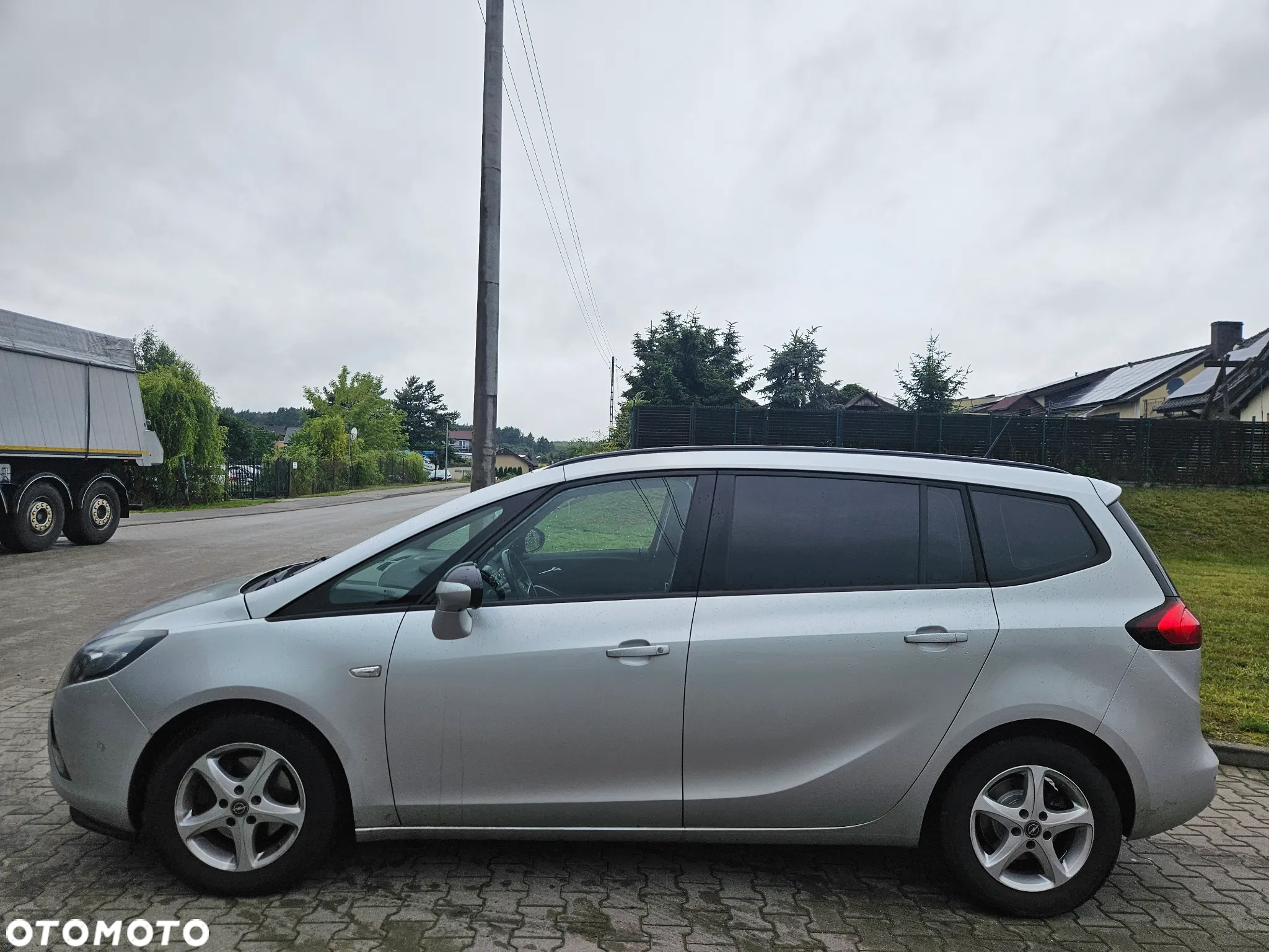Opel Zafira 1.4 T Cosmo EcoFLEX S&S - 2