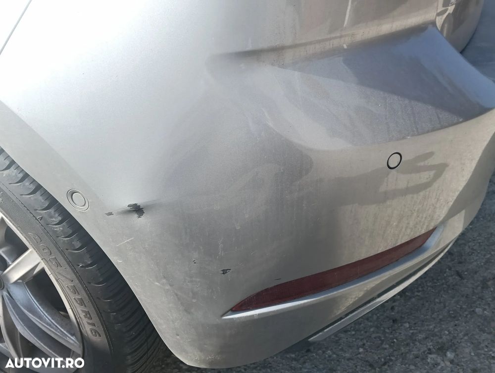 Volkswagen Golf 1.6 TDI DSG Comfortline - 10