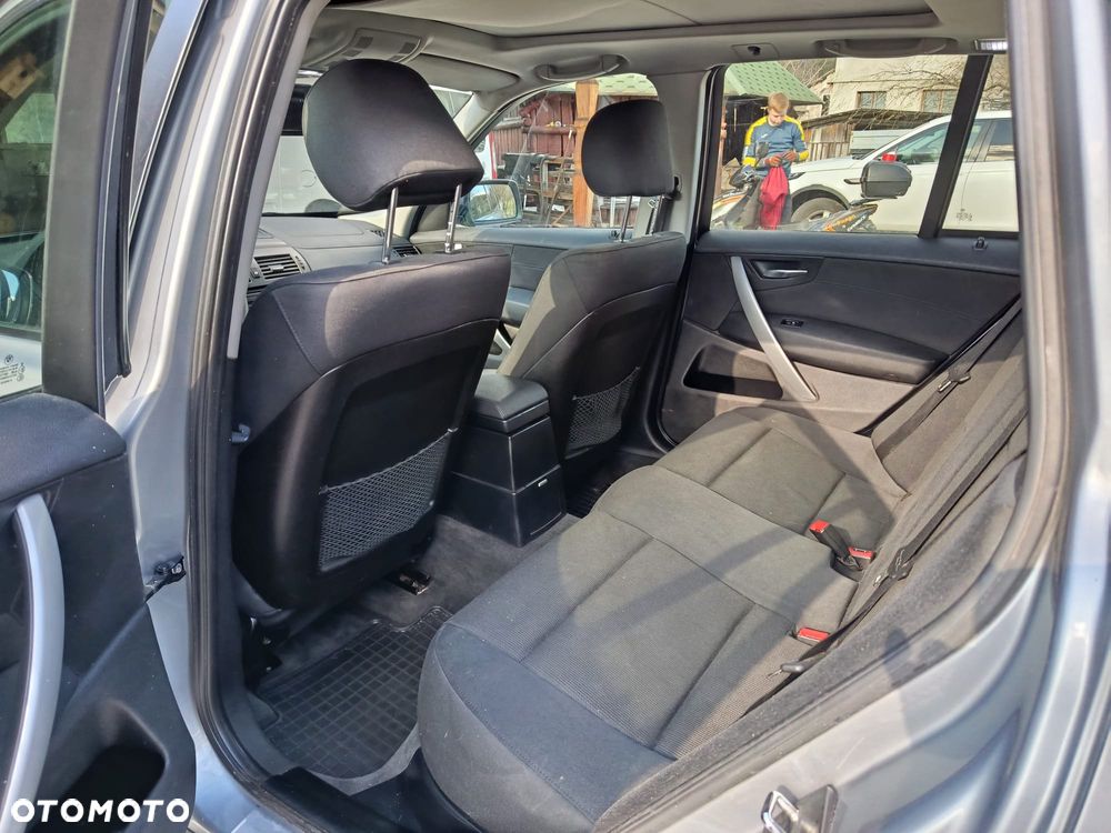 BMW X3 2.0d - 11