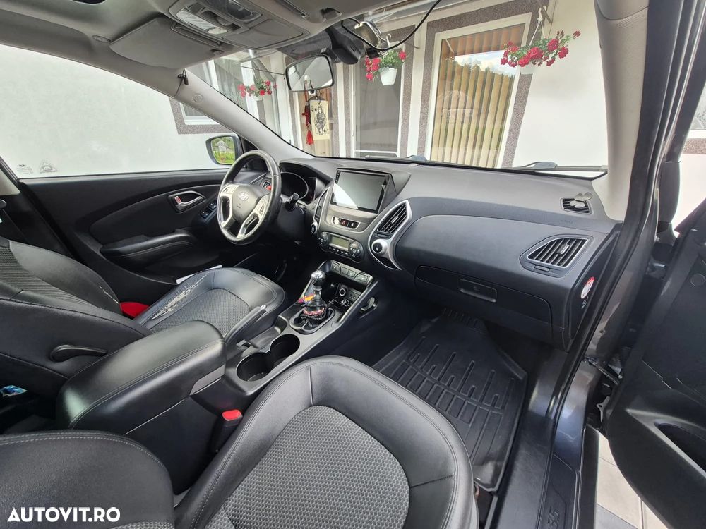 Hyundai ix35 2.0 CRDI Low 2WD GL Classic - 5