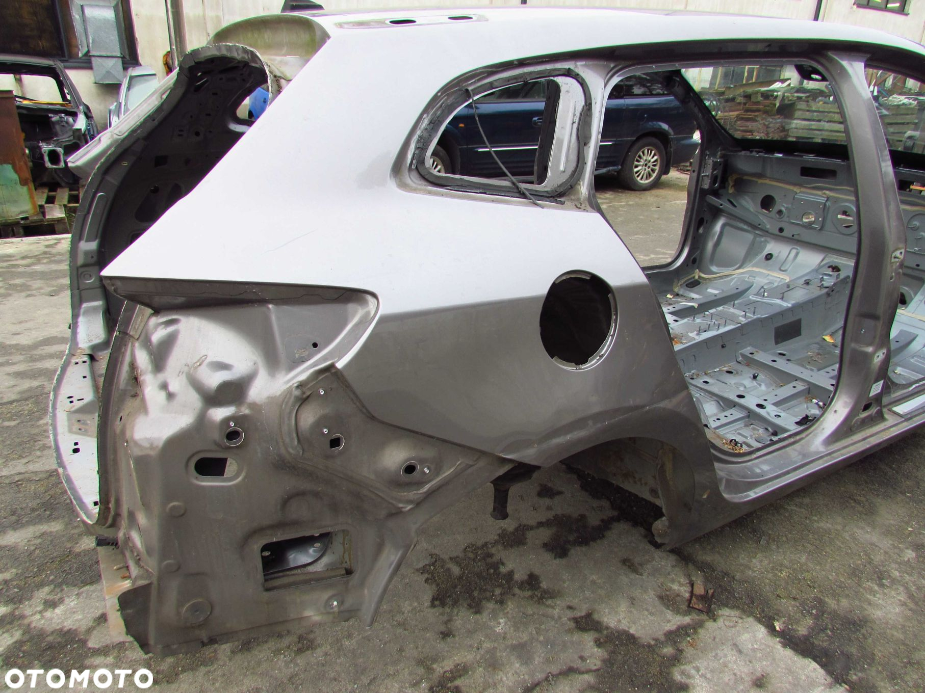 RENAULT MEGANE III KOMBI 08-13 CWIARTKA BLOTNIK TYL PRAWY TEKNG POMORSKIE - 2