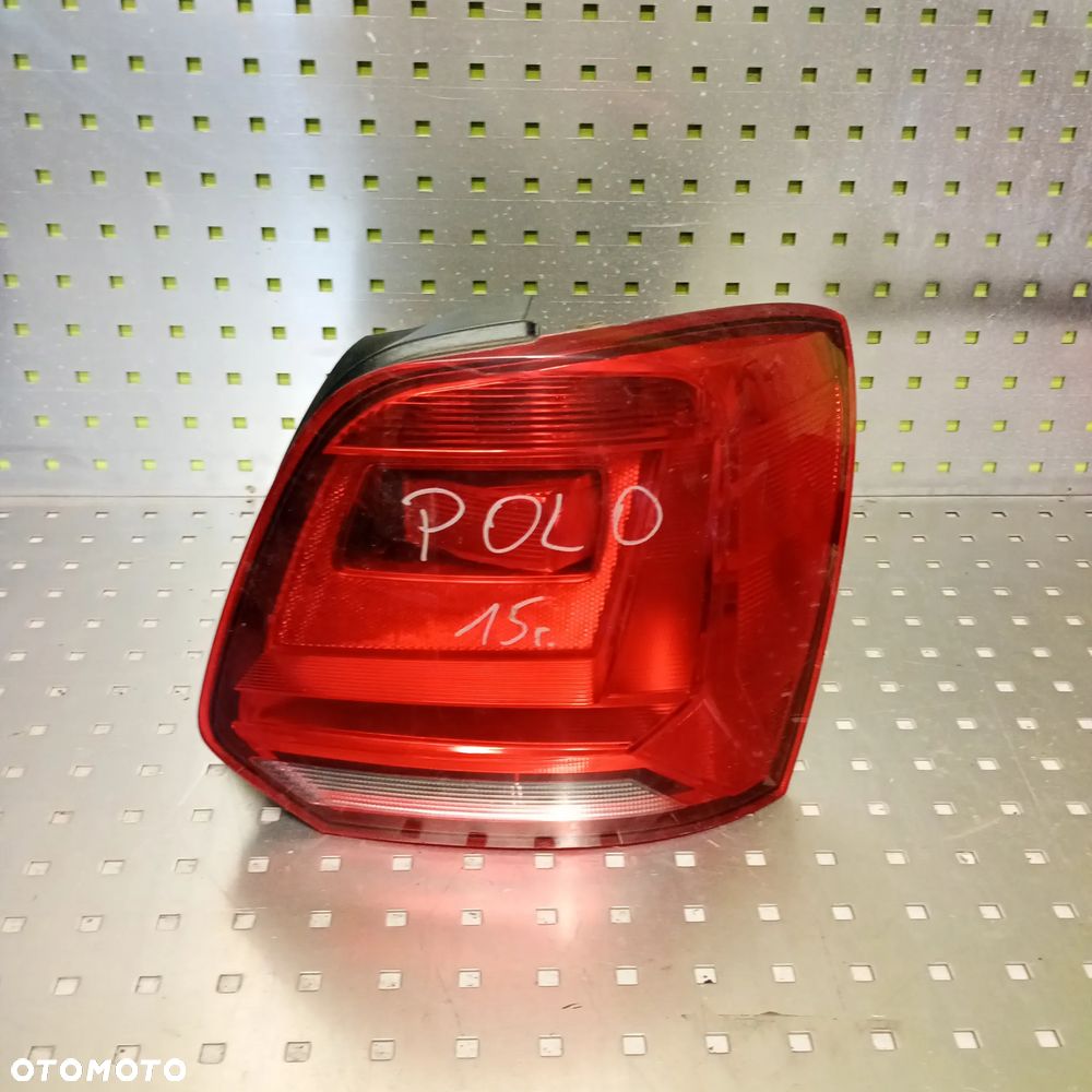 Lampa tylna prawa Polo 6C 6C0945096 - 1