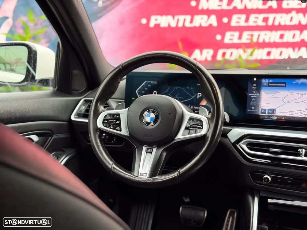 BMW 320 d Pack Desportivo M Auto - 17