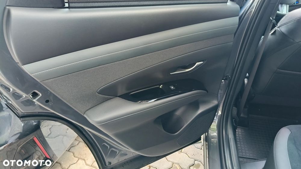 Hyundai Tucson 1.6 T-GDi 48V-Hybrid 2WD DCT Select - 14