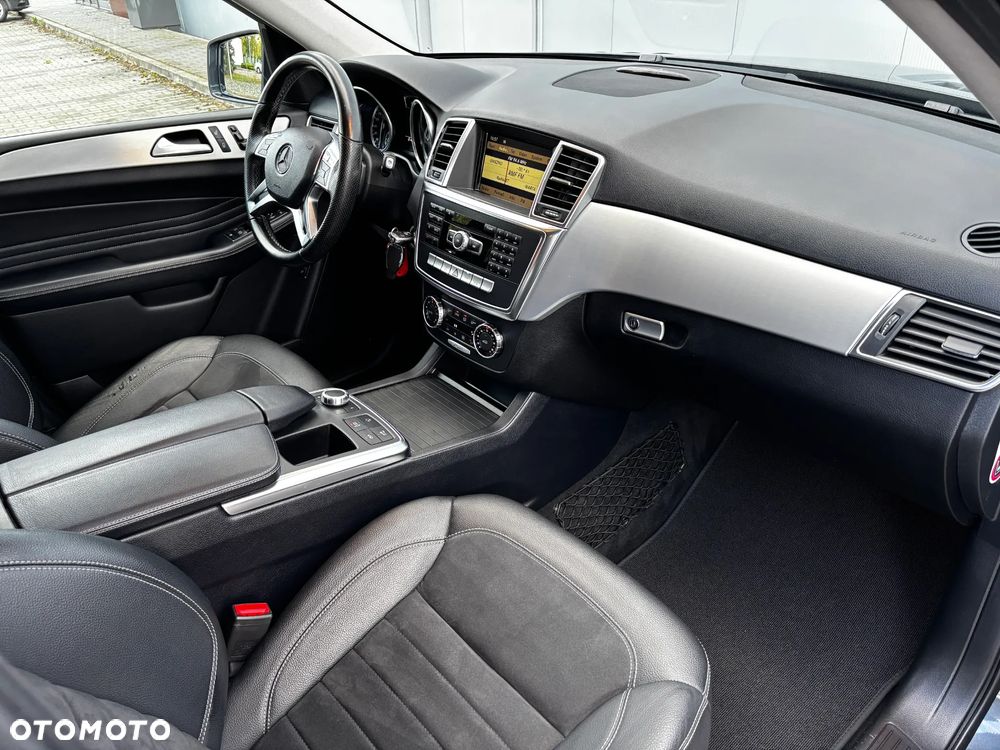 Mercedes-Benz ML 250 BlueTEC 4MATIC 7G-TRONIC - 23