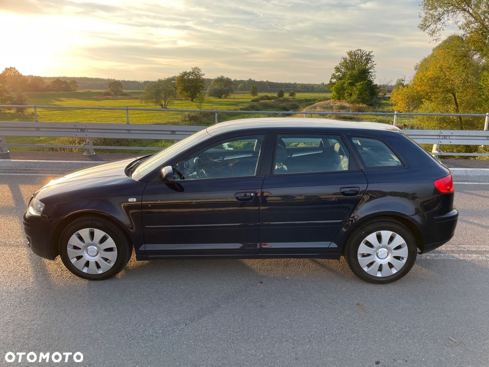 Audi A3 Sportback - 11