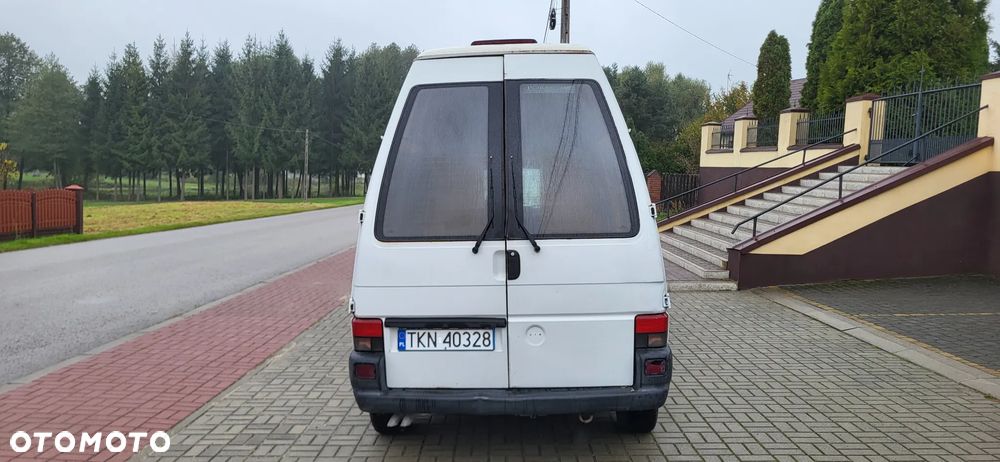 Volkswagen Transporter - 5