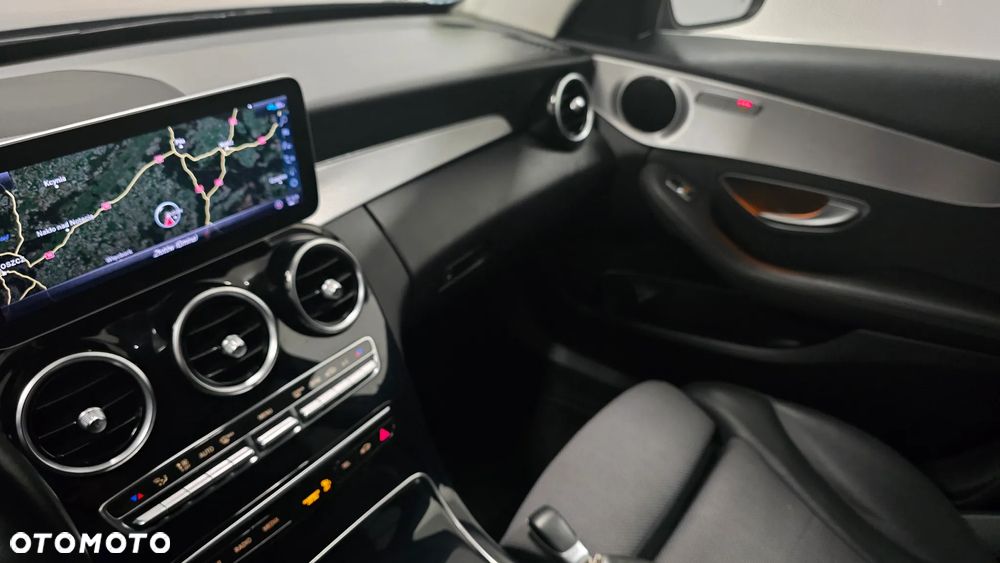 Mercedes-Benz Klasa C 220 d 9G-TRONIC Exclusive - 16