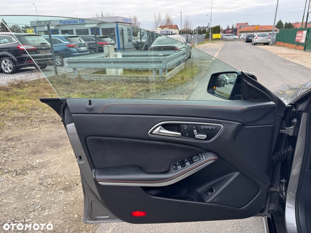 Mercedes-Benz CLA 220 (CDI) d 4Matic 7G-DCT Orange Art Edition - 20