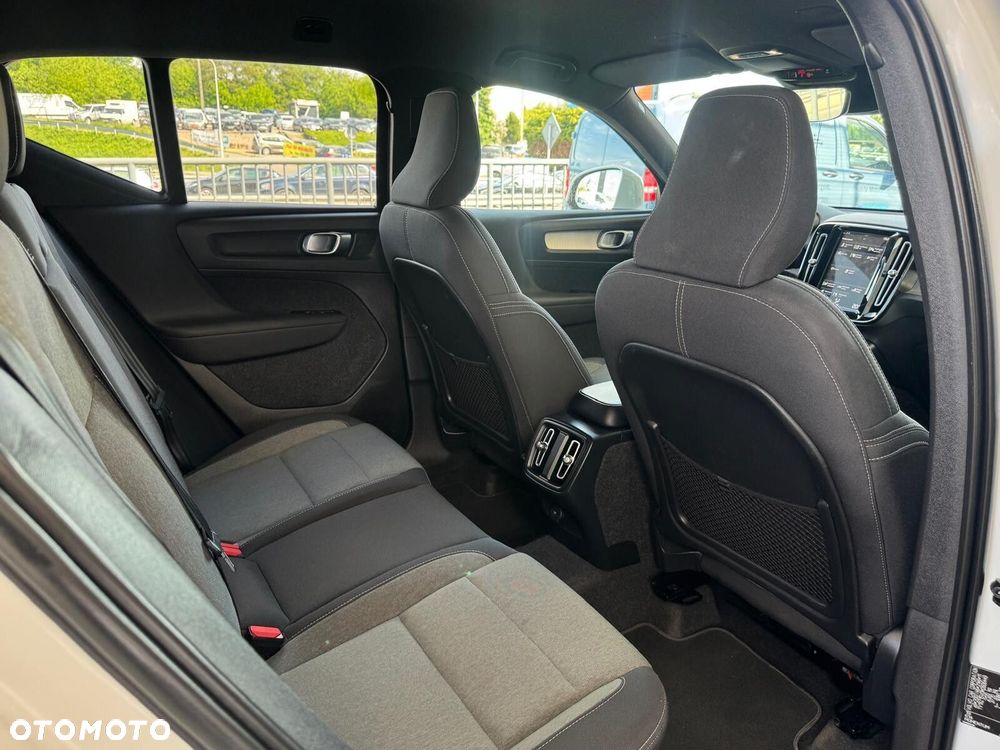 Volvo XC 40 T3 Momentum - 15