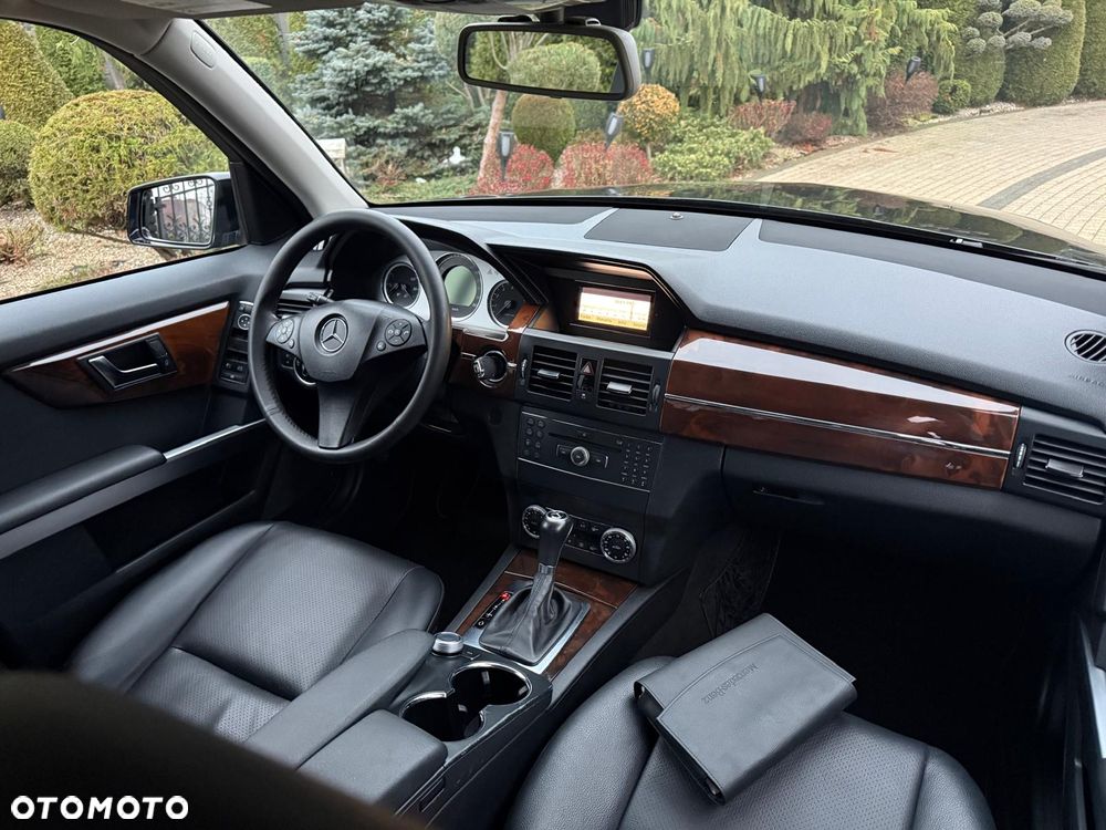 Mercedes-Benz GLK - 9