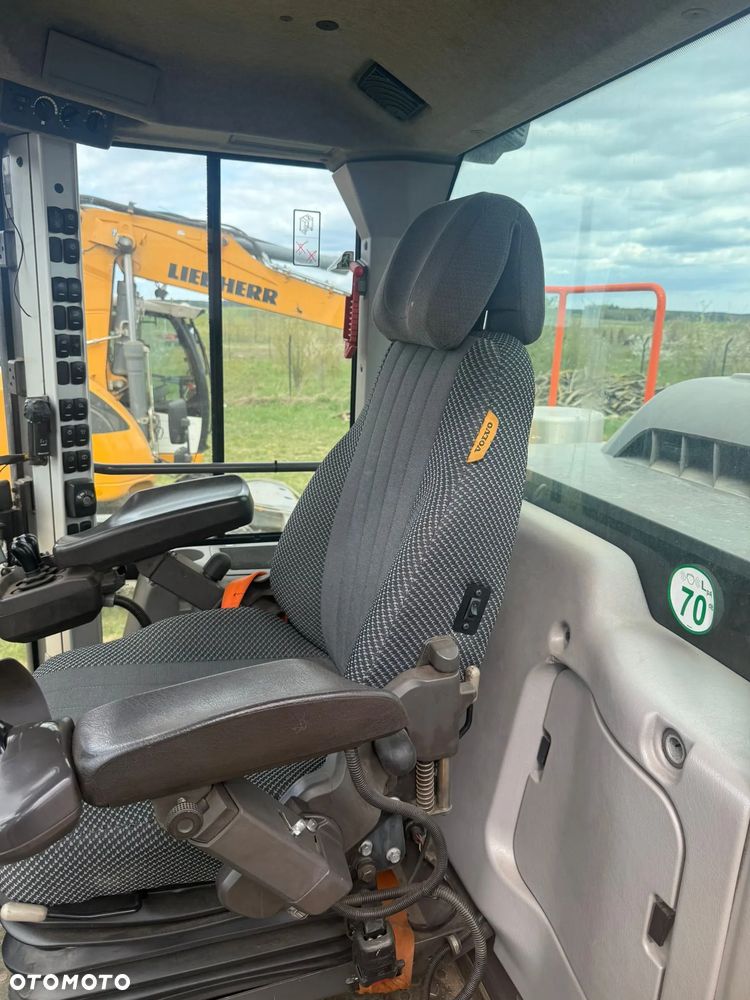 Volvo L180H - 10