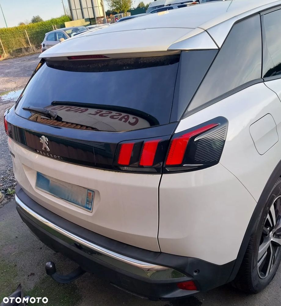 Citroën C3 Pure Tech 110 S&S SHINE - 8