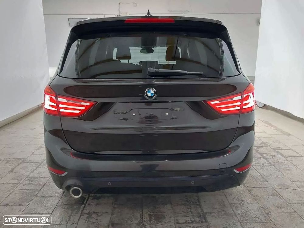 BMW 218 Gran Tourer i 7L Line Sport - 13